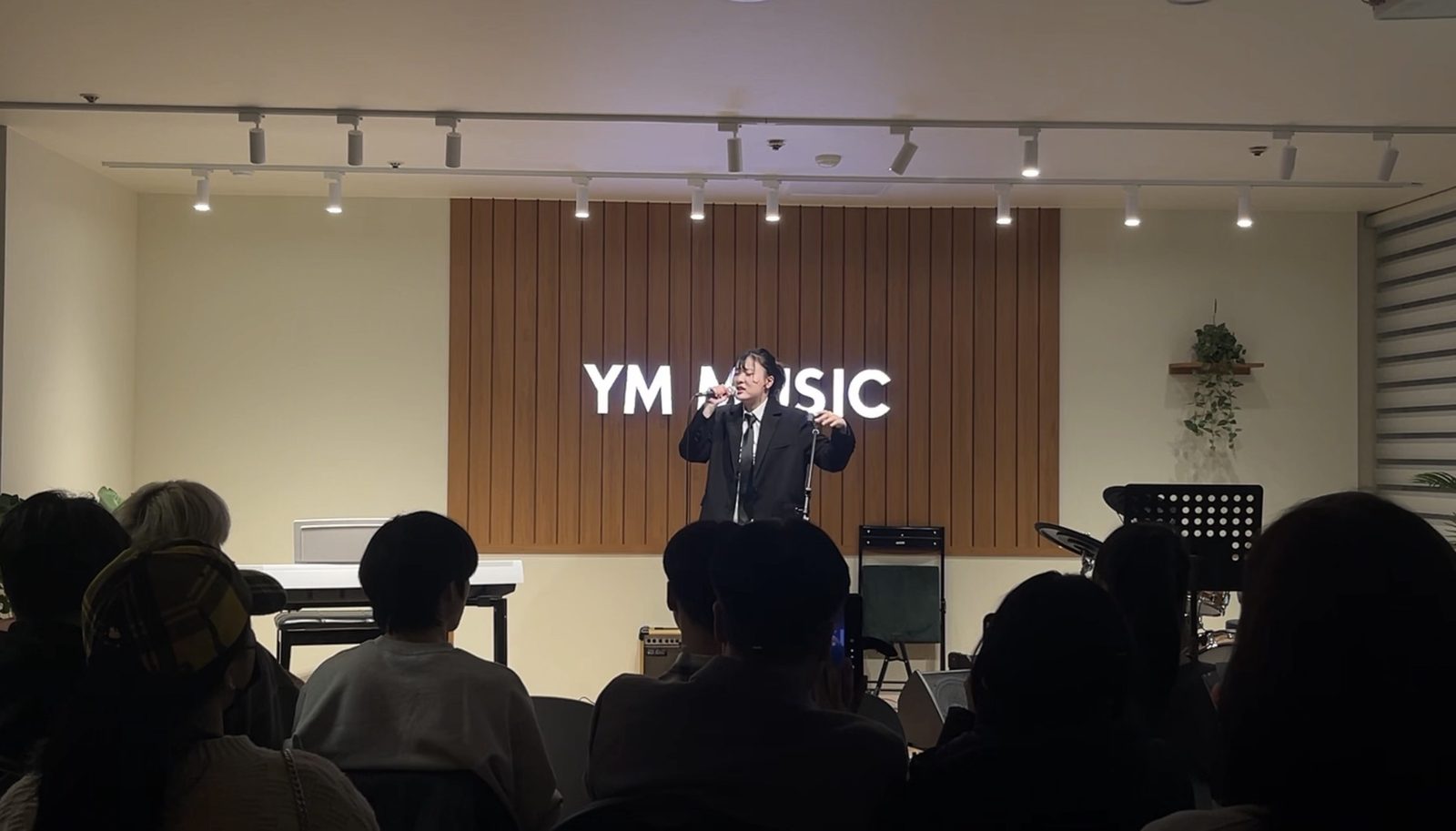 동탄 실용음악 입시학원 YM MUSIC — 보컬 입시 실기 무대
